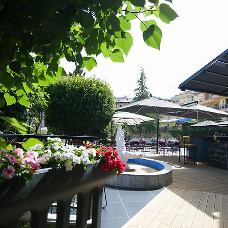 The Hart Hotel Vlore Exterior photo