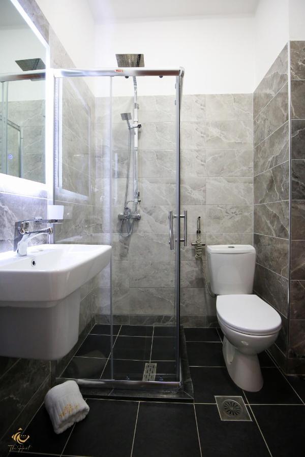 The Hart Hotel Vlore Exterior photo