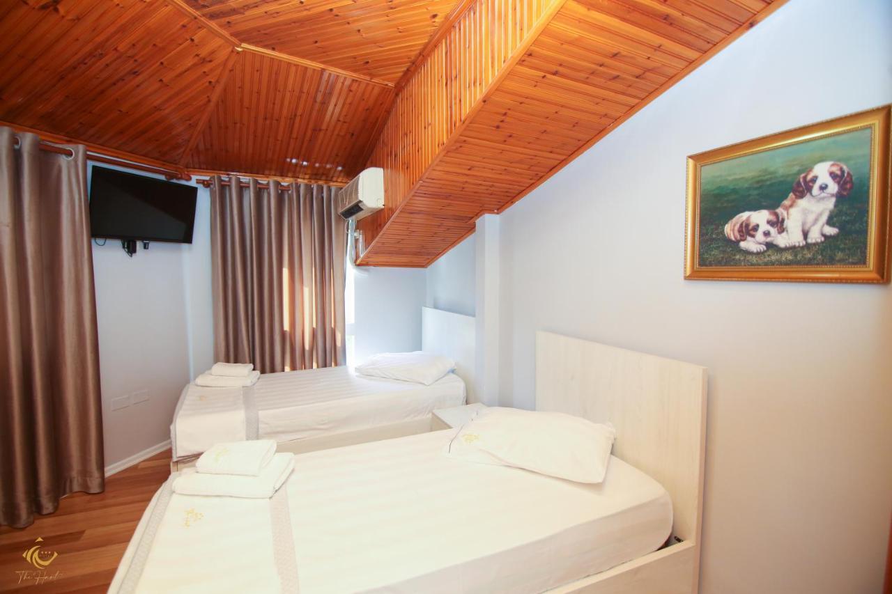 The Hart Hotel Vlore Exterior photo