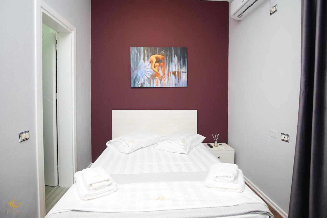 The Hart Hotel Vlore Exterior photo