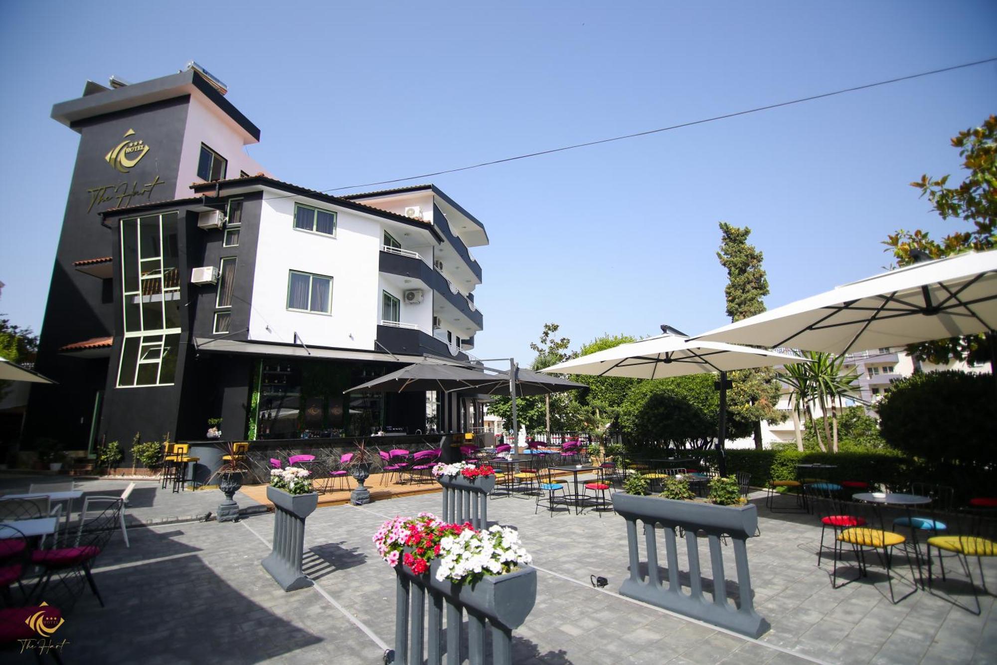 The Hart Hotel Vlore Exterior photo